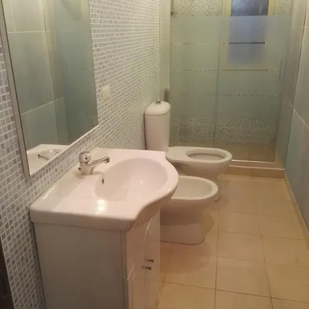Irene Apartment *